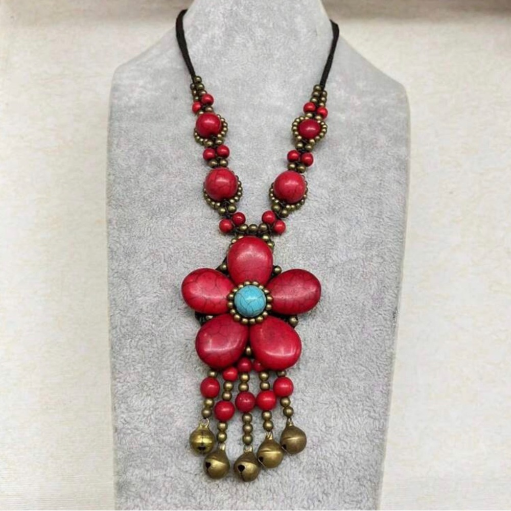 Valentine’s Day special! Red bold, statement, piece necklace❤️